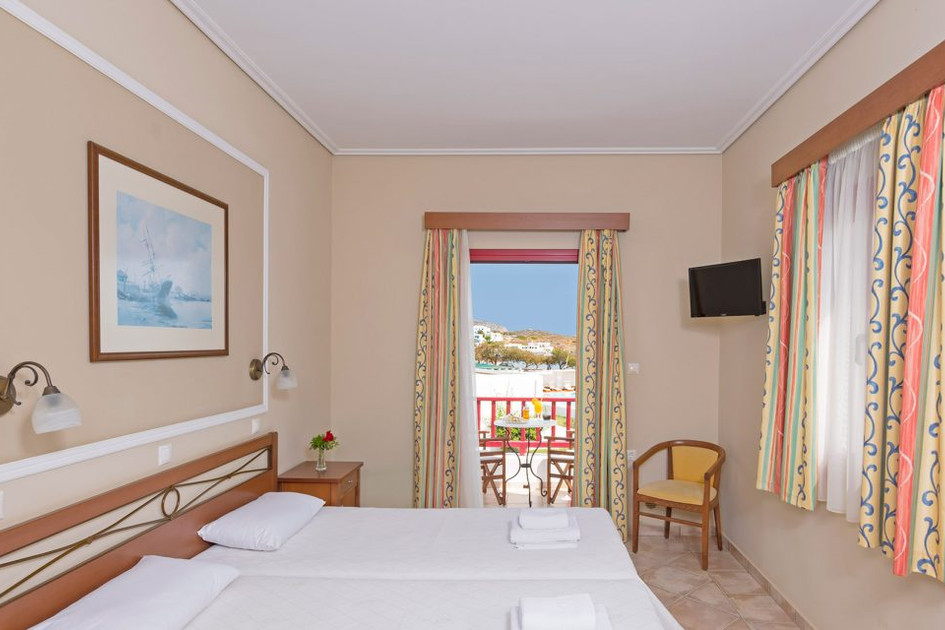Maltezana Beach hotel