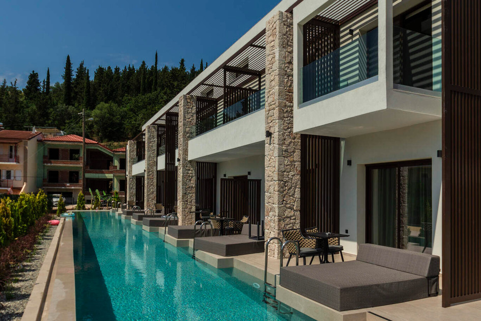 Lan-go Luxury Living