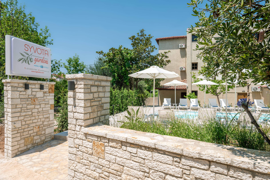 Sivota Gardens