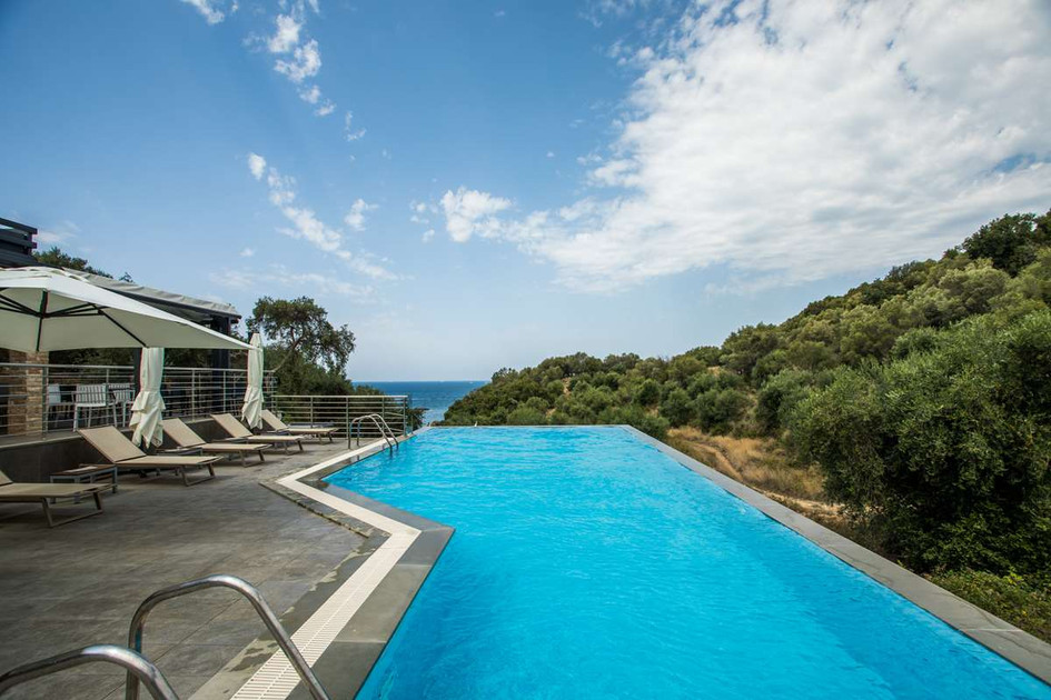 Aqua Oliva Suites