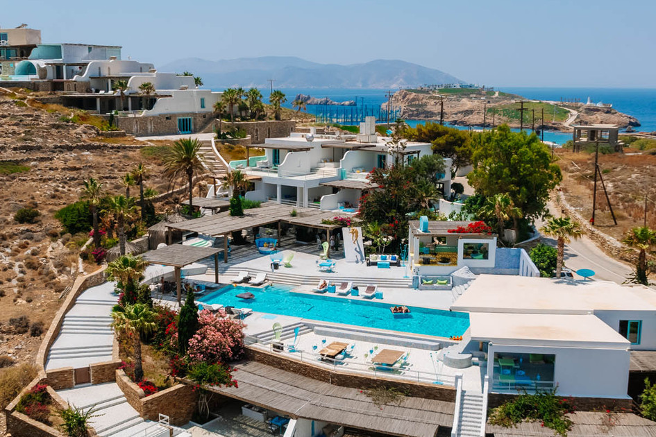 Agalia Luxury Suites Hotel