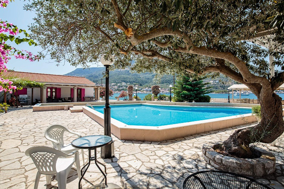 Captain Yiannis Hotel
