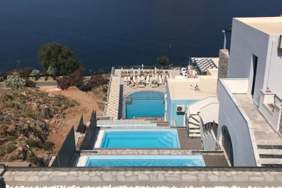Elena Village Hotel & Suites