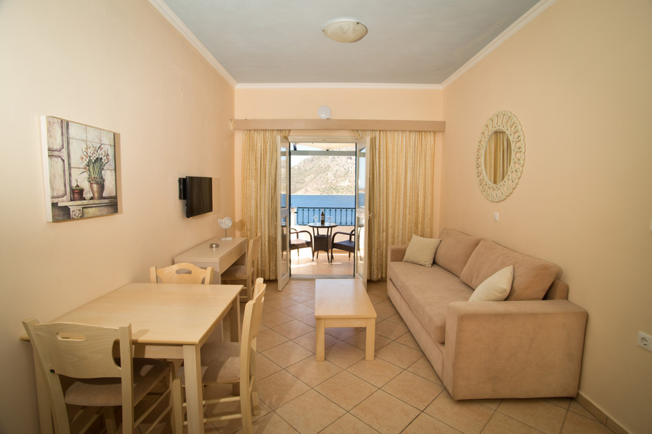 Elena Village Hotel & Suites