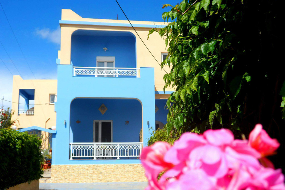 Papafotis Apartments & Suites