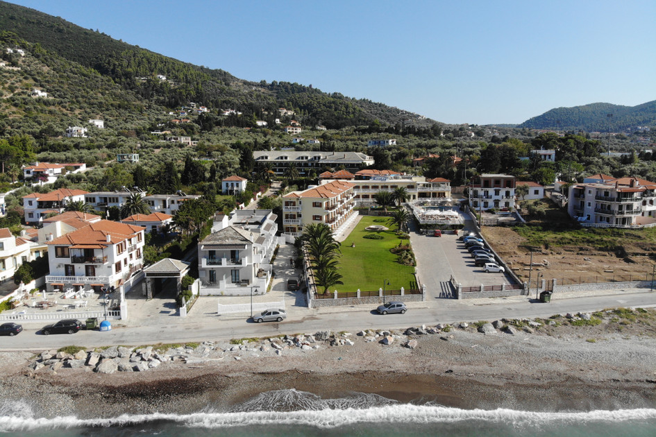 Olia Green Residence