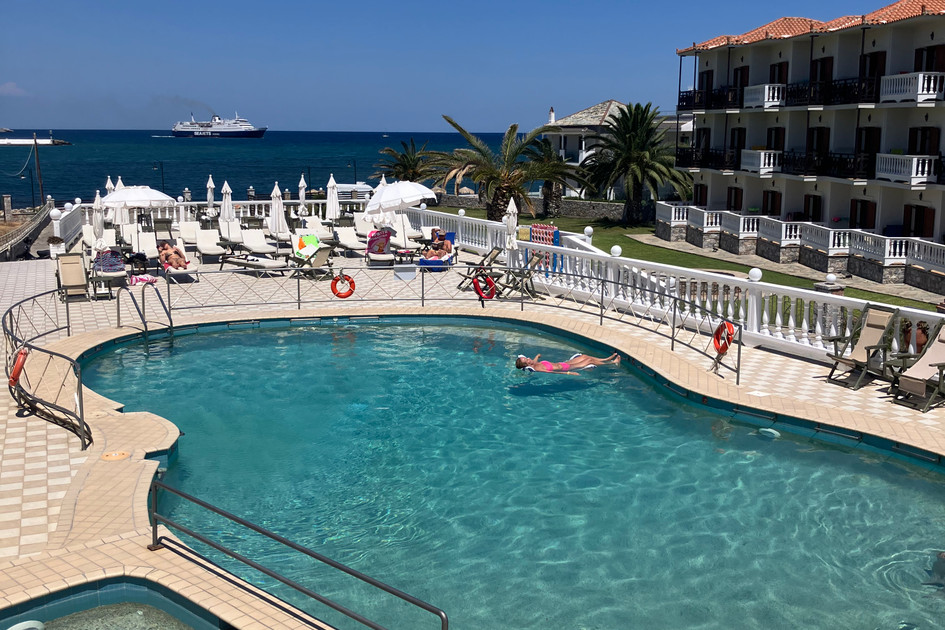 Aeolos Hotel