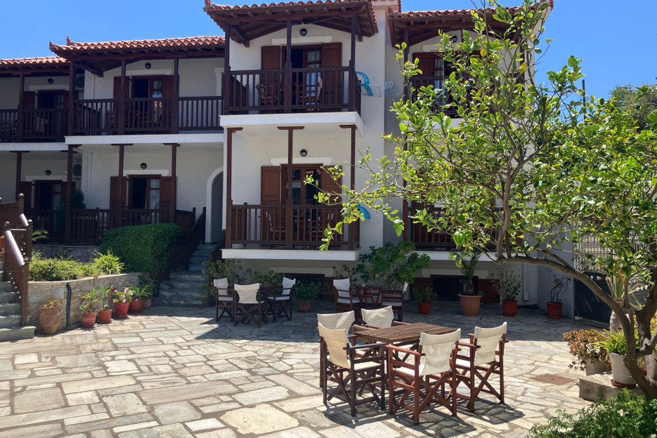 Aeolos Hotel