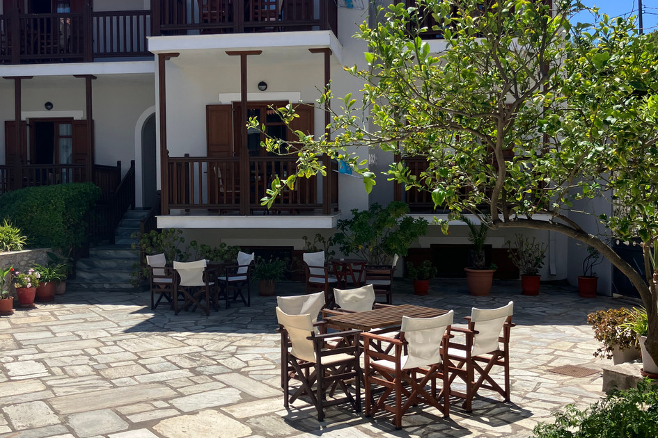 Aeolos Hotel