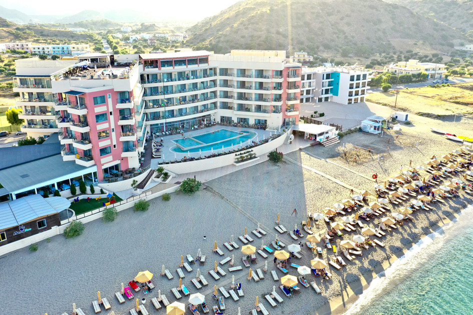 Konstantinos Palace