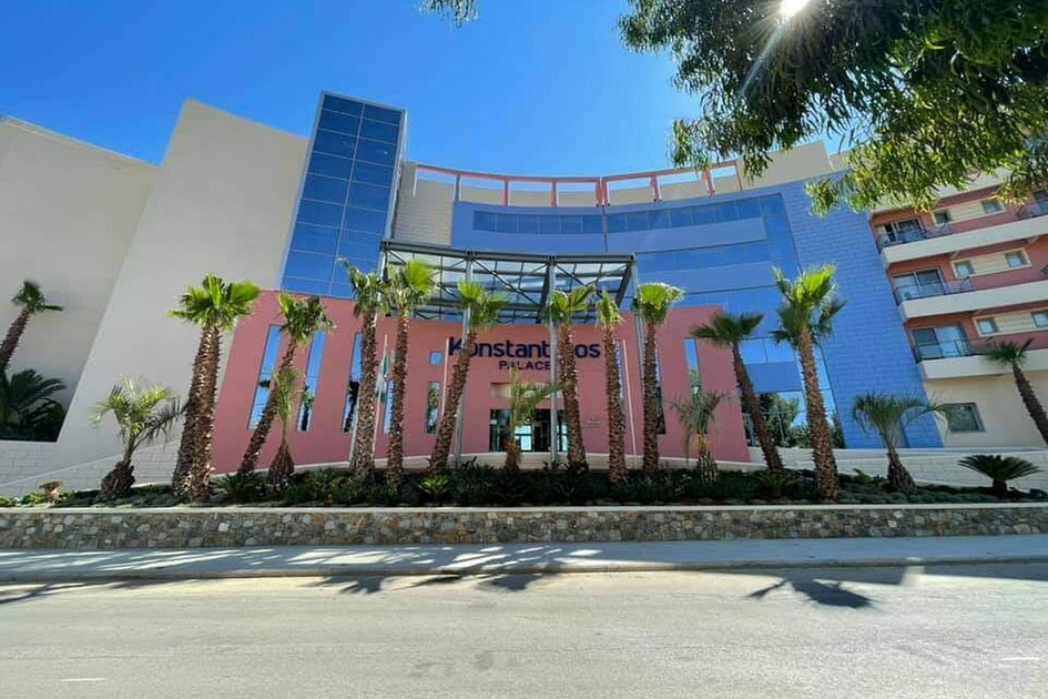 Konstantinos Palace
