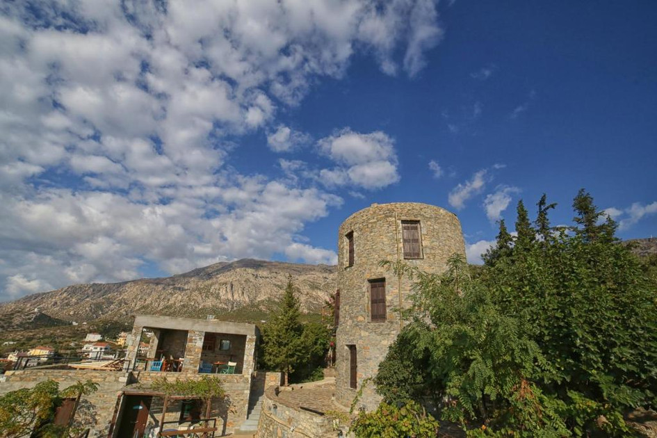 Hotel Pyrgos