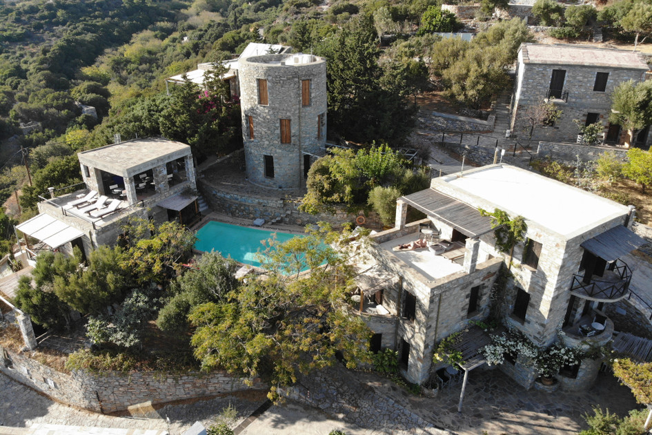 Hotel Pyrgos