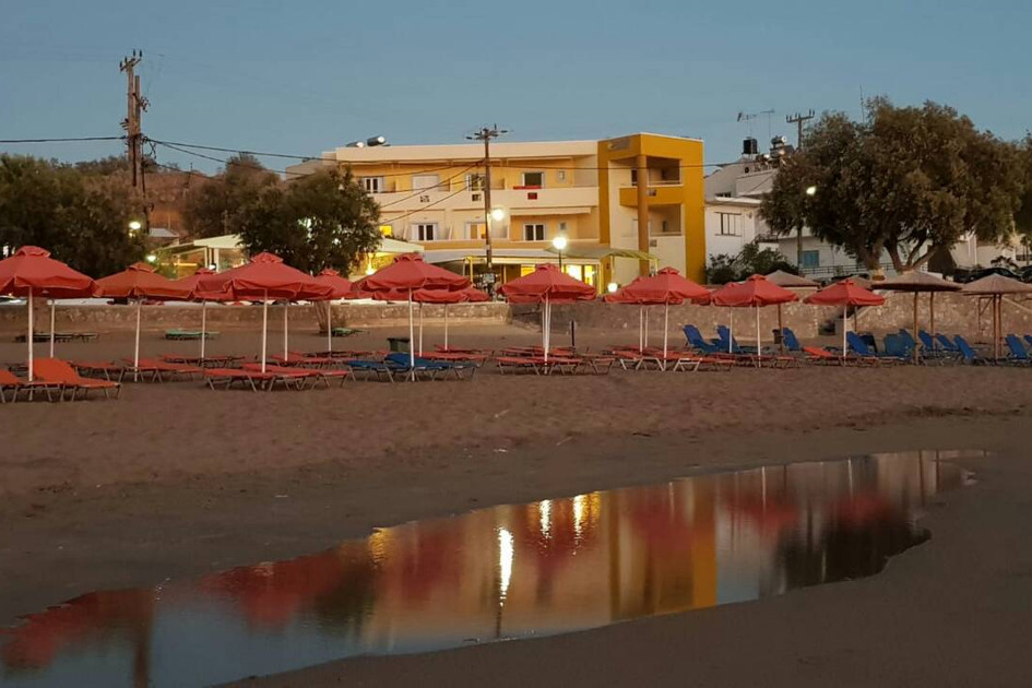 Hotel Sandy Beach
