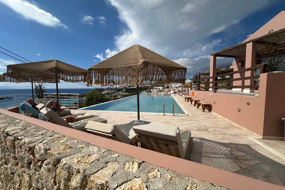 Amoopi Nymfes Resort