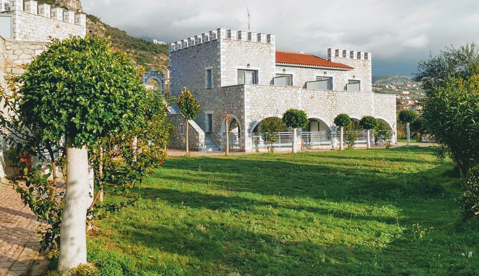 Nefeli Apartments