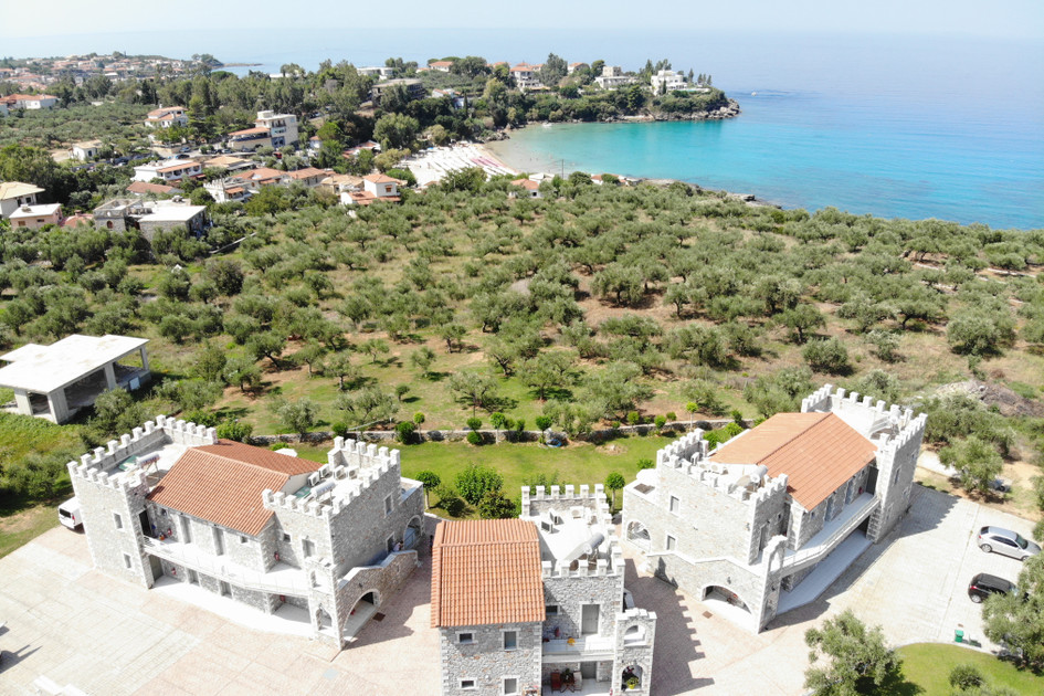 Nefeli Apartments