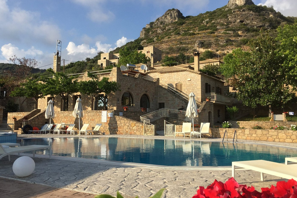 Kolokotronis Hotel