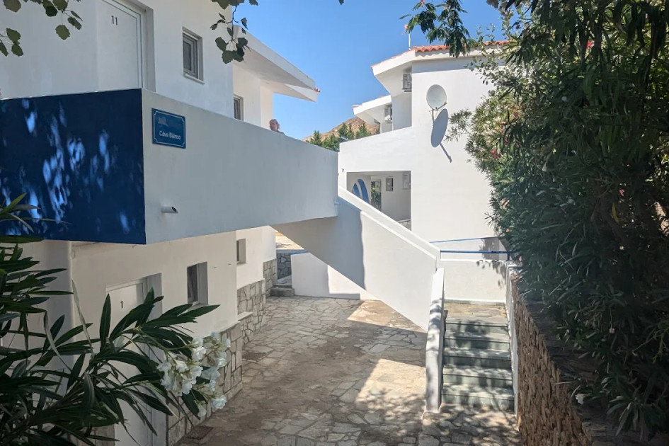 Cavo Bianco Apartments