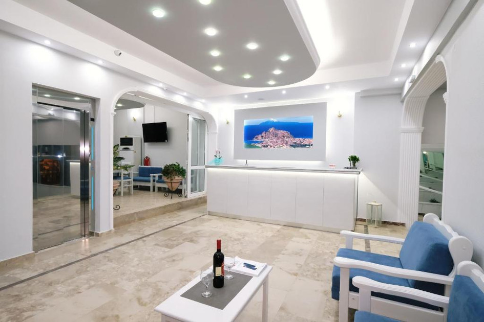 Hotel Limnia Gi