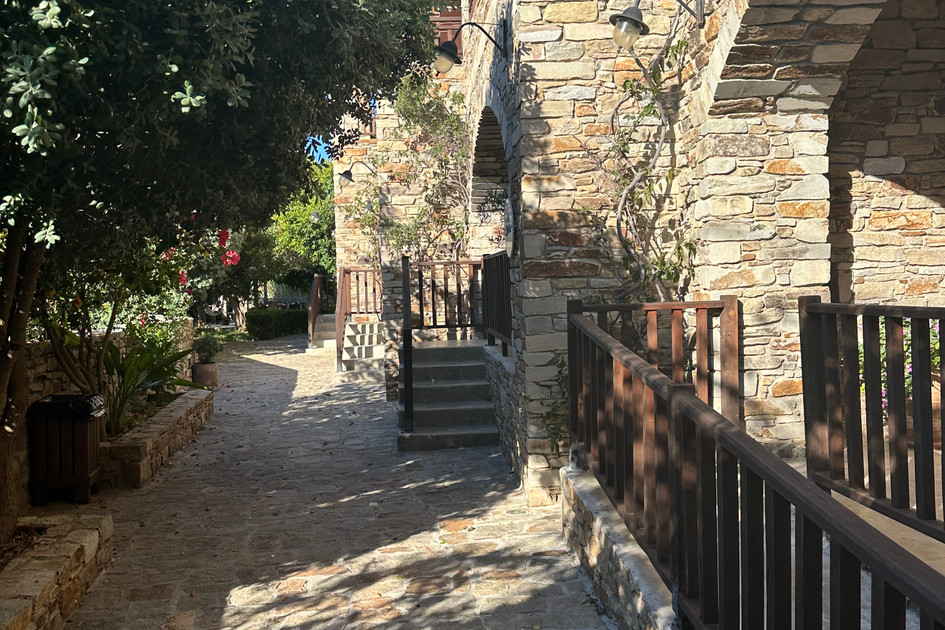 Anemoessa Villas