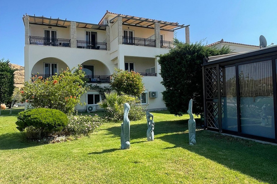 Afroditi Villa