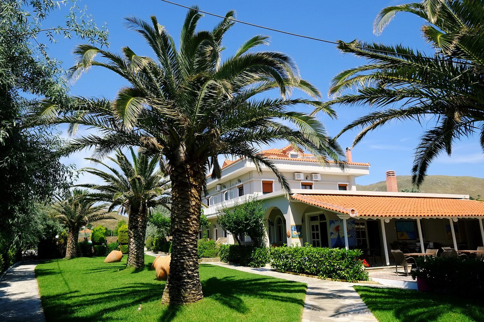 Hotel Platy Beach