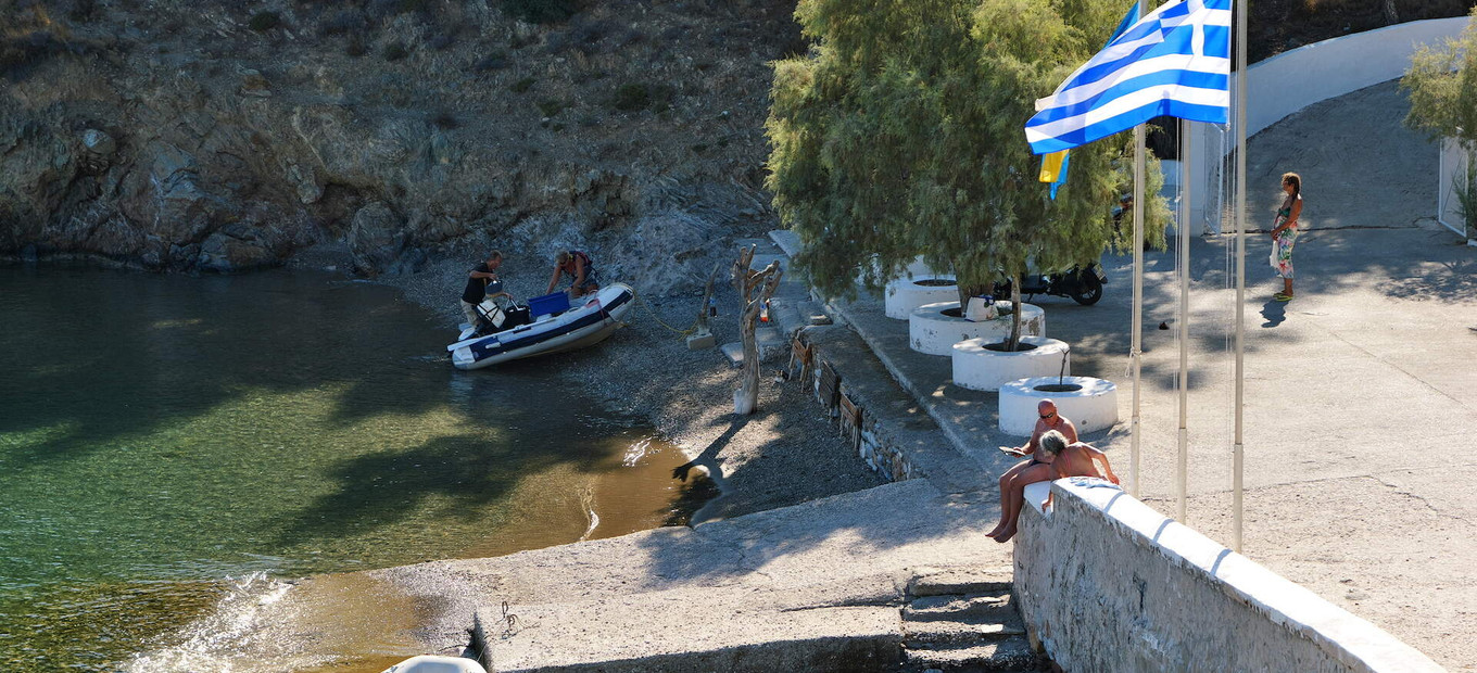 Pláž Naftikos Omilos