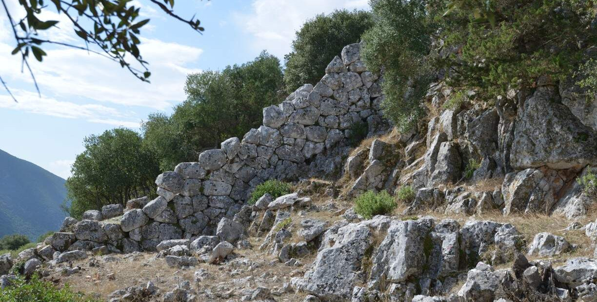 Vykopávky Alalkomenes