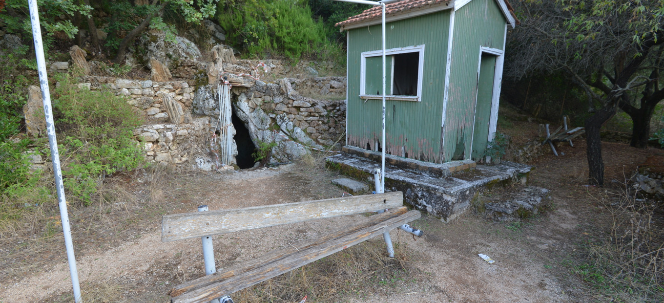 Jeskyně Nymf