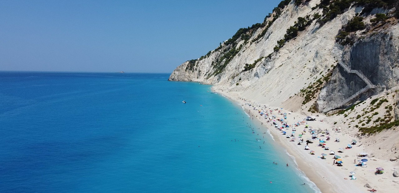 Pláž Egremni