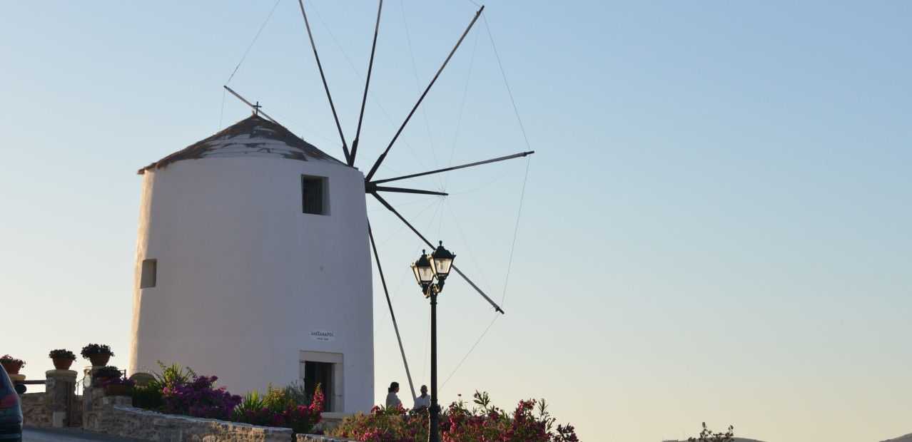 Paros - větrné mlýny