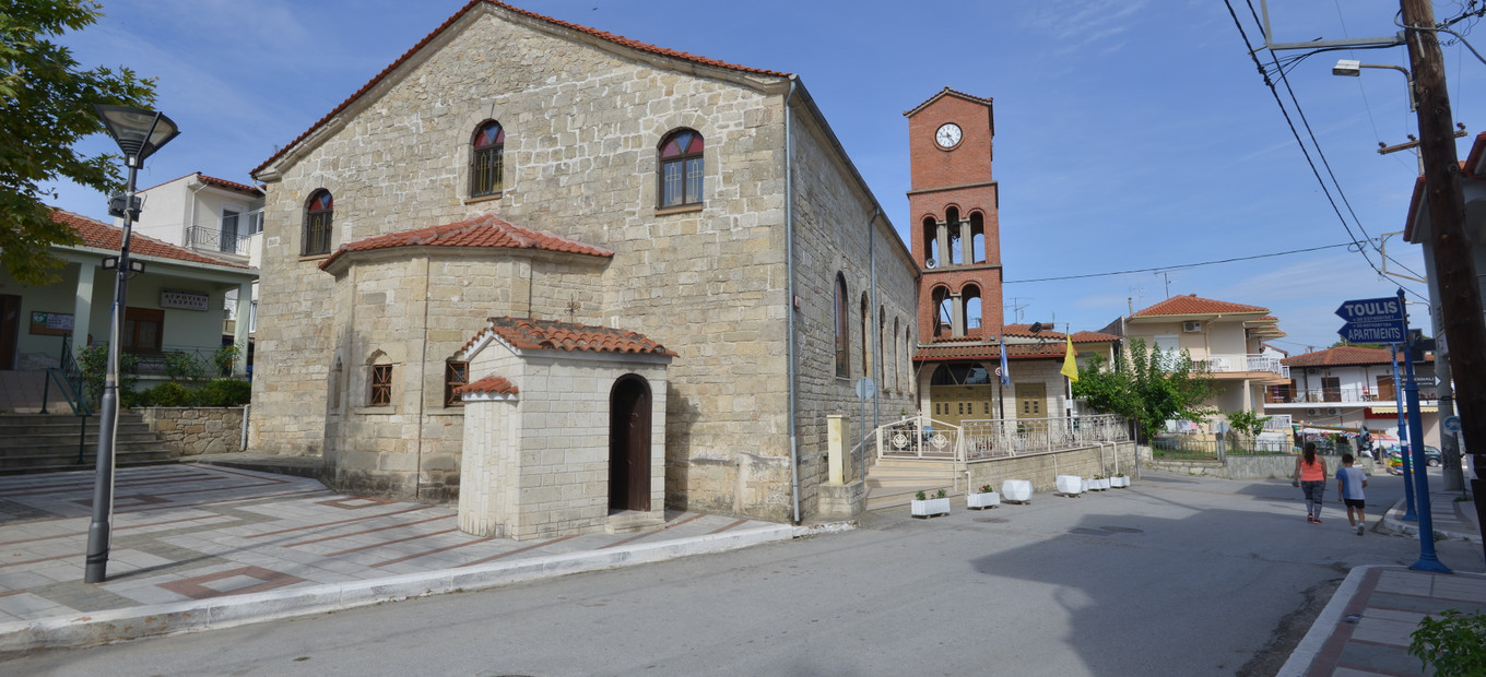 Pefkochori