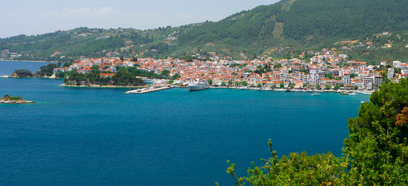 Skiathos - město