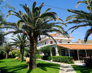 Hotel Platy Beach