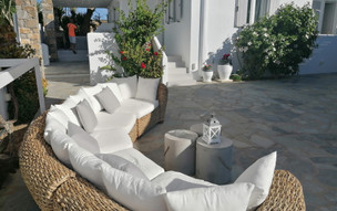 Corina Studios & Apartments
