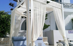 Corina Studios & Apartments