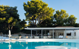 Marpunta Resort