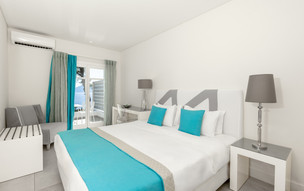 Marpunta Resort