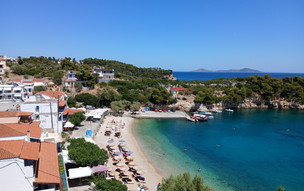 Nikos