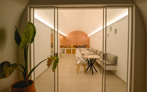 Yperia Hotel