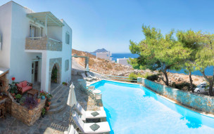 Yperia hotel24
