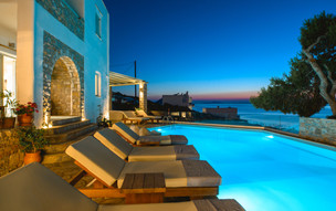 Yperia Hotel