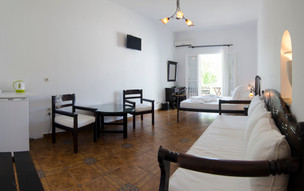 Yperia Hotel