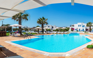 Maltezana Beach hotel
