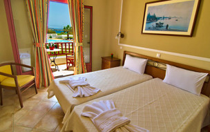 Maltezana Beach hotel