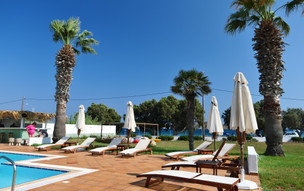 Maltezana Beach hotel