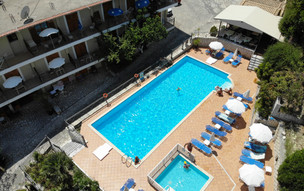 Bella Vista Apartments