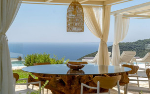 Villas Collection Horizon Blue Villa