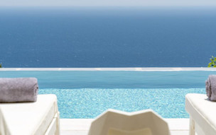 Villas Collection Horizon Blue Villa